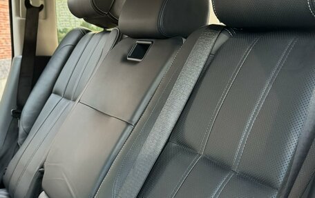 Land Rover Range Rover III, 2010 год, 2 500 000 рублей, 12 фотография