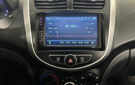 Hyundai Solaris II рестайлинг, 2013 год, 960 000 рублей, 10 фотография