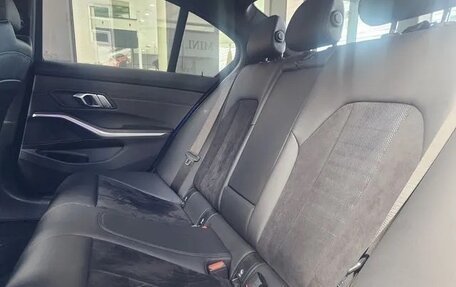 BMW 3 серия, 2019 год, 3 400 000 рублей, 13 фотография