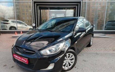 Hyundai Solaris II рестайлинг, 2013 год, 675 000 рублей, 1 фотография
