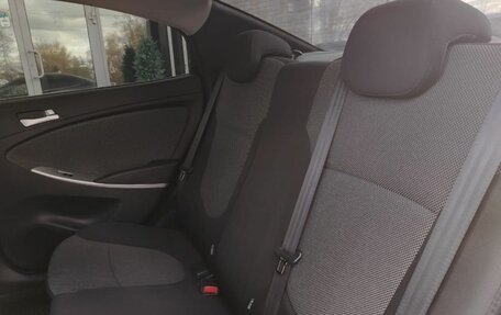 Hyundai Solaris II рестайлинг, 2013 год, 675 000 рублей, 27 фотография