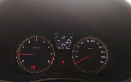 Hyundai Solaris II рестайлинг, 2013 год, 675 000 рублей, 25 фотография
