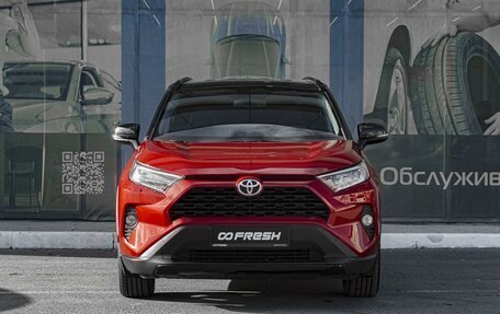 Toyota RAV4, 2021 год, 3 999 000 рублей, 3 фотография
