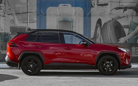 Toyota RAV4, 2021 год, 3 999 000 рублей, 5 фотография
