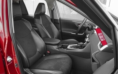 Toyota RAV4, 2021 год, 3 999 000 рублей, 8 фотография