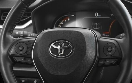 Toyota RAV4, 2021 год, 3 999 000 рублей, 19 фотография