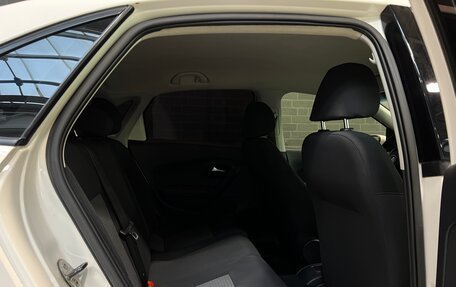 Volkswagen Polo VI (EU Market), 2012 год, 899 000 рублей, 14 фотография