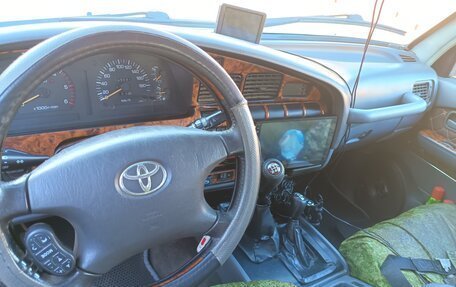 Toyota Land Cruiser 80 рестайлинг, 1993 год, 2 500 000 рублей, 9 фотография