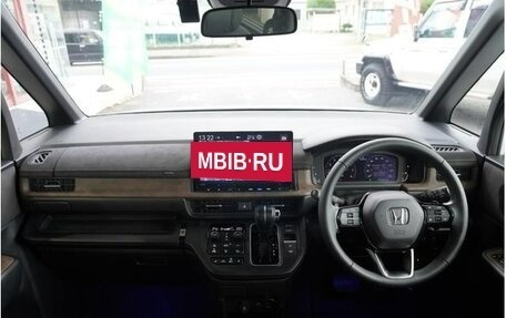 Honda Stepwgn, 2022 год, 2 070 000 рублей, 26 фотография