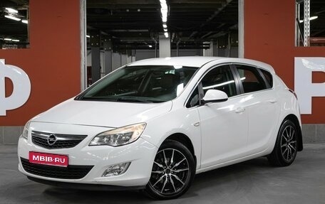 Opel Astra J, 2012 год, 698 000 рублей, 1 фотография