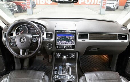 Volkswagen Touareg III, 2017 год, 2 249 000 рублей, 13 фотография