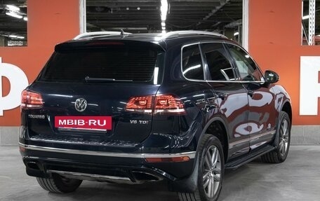 Volkswagen Touareg III, 2017 год, 2 249 000 рублей, 5 фотография