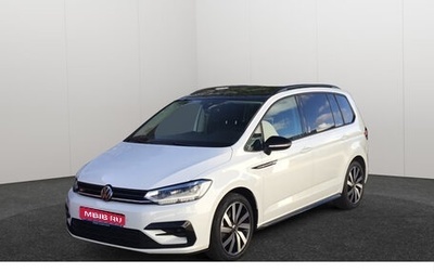 Volkswagen Touran III, 2022 год, 3 800 000 рублей, 1 фотография