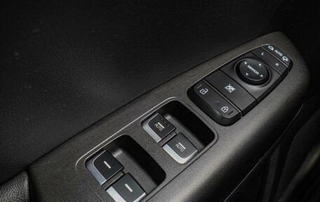 KIA Sportage IV рестайлинг, 2019 год, 2 300 000 рублей, 18 фотография