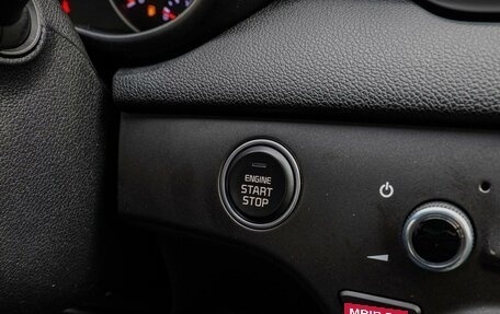 KIA Sportage IV рестайлинг, 2019 год, 2 300 000 рублей, 14 фотография