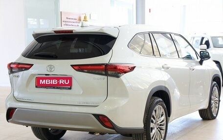 Toyota Highlander, 2025 год, 6 300 000 рублей, 5 фотография