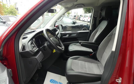 Volkswagen Multivan T6 рестайлинг, 2022 год, 5 800 000 рублей, 7 фотография