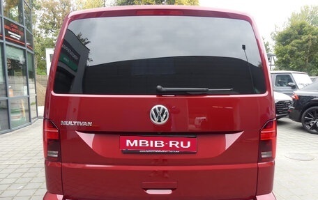 Volkswagen Multivan T6 рестайлинг, 2022 год, 5 800 000 рублей, 5 фотография