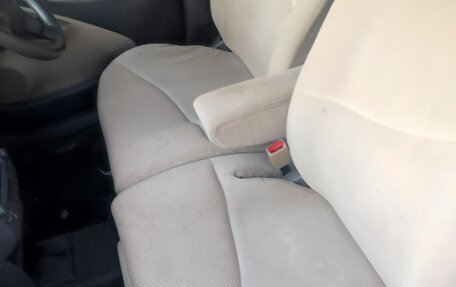 Toyota Vitz, 2003 год, 227 000 рублей, 4 фотография