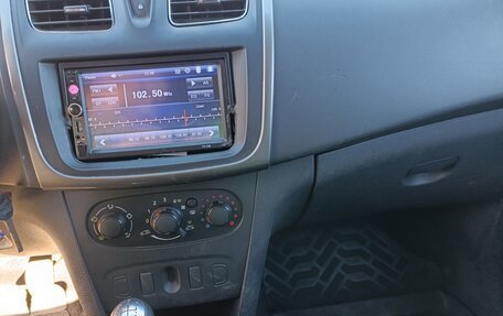 Renault Logan II, 2014 год, 520 000 рублей, 13 фотография