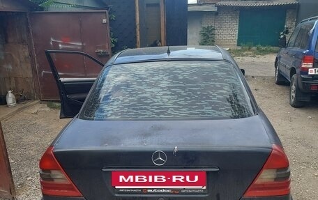 Mercedes-Benz C-Класс, 1997 год, 230 000 рублей, 2 фотография