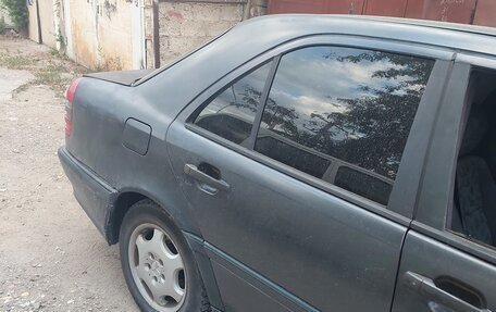Mercedes-Benz C-Класс, 1997 год, 230 000 рублей, 6 фотография