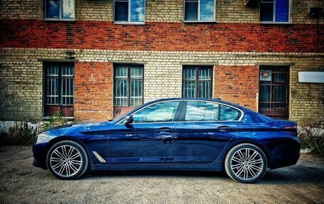 BMW 5 серия, 2019 год, 2 990 000 рублей, 1 фотография