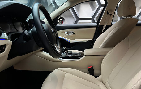 BMW 3 серия, 2020 год, 3 690 000 рублей, 15 фотография