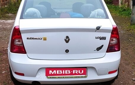 Renault Logan I, 2014 год, 750 000 рублей, 2 фотография