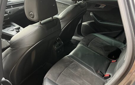 Audi A4, 2019 год, 3 820 000 рублей, 4 фотография