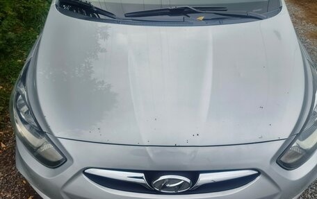 Hyundai Solaris II рестайлинг, 2014 год, 800 000 рублей, 10 фотография