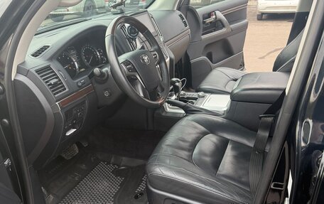 Toyota Land Cruiser 200, 2016 год, 6 000 000 рублей, 7 фотография