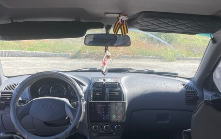 Hyundai Accent II, 2003 год, 390 000 рублей, 7 фотография