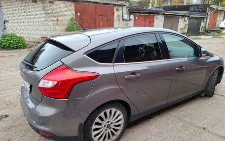 Ford Focus III, 2011 год, 585 000 рублей, 2 фотография