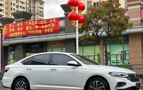 Volkswagen Lavida, 2023 год, 1 420 000 рублей, 3 фотография