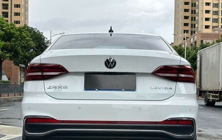 Volkswagen Lavida, 2023 год, 1 420 000 рублей, 5 фотография