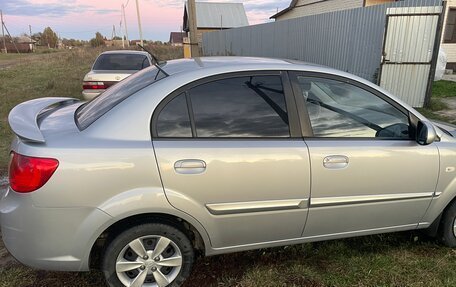 KIA Rio II, 2011 год, 680 000 рублей, 19 фотография