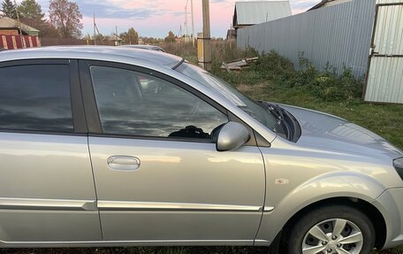 KIA Rio II, 2011 год, 680 000 рублей, 18 фотография