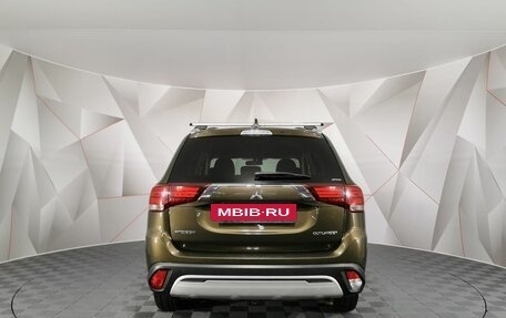 Mitsubishi Outlander III рестайлинг 3, 2019 год, 2 085 000 рублей, 8 фотография
