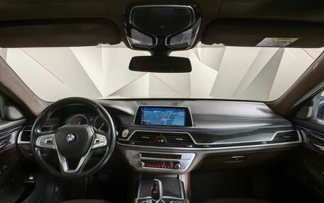 BMW 7 серия, 2016 год, 2 799 000 рублей, 8 фотография