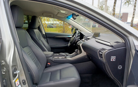 Lexus NX I, 2014 год, 2 385 000 рублей, 13 фотография