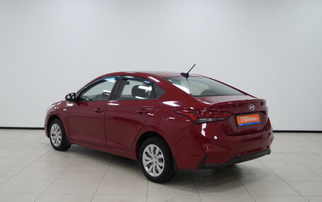 Hyundai Solaris II рестайлинг, 2017 год, 995 000 рублей, 2 фотография