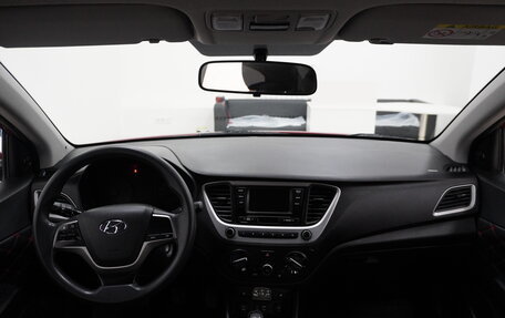Hyundai Solaris II рестайлинг, 2017 год, 995 000 рублей, 6 фотография