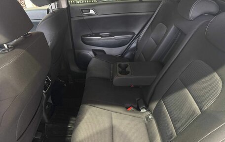 KIA Sportage IV рестайлинг, 2019 год, 1 999 900 рублей, 14 фотография