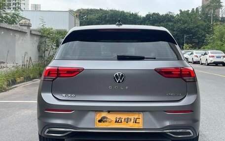 Volkswagen Golf VIII, 2021 год, 1 650 000 рублей, 5 фотография