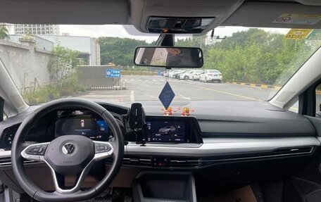Volkswagen Golf VIII, 2021 год, 1 650 000 рублей, 7 фотография