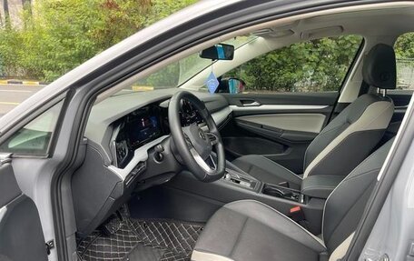 Volkswagen Golf VIII, 2021 год, 1 650 000 рублей, 8 фотография