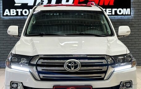 Toyota Land Cruiser 200, 2013 год, 4 377 000 рублей, 3 фотография