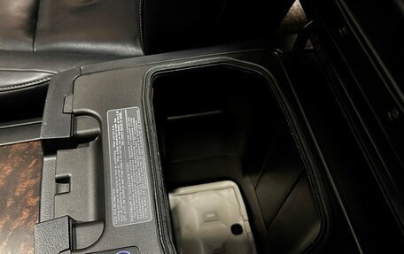 Toyota Land Cruiser 200, 2013 год, 4 377 000 рублей, 33 фотография
