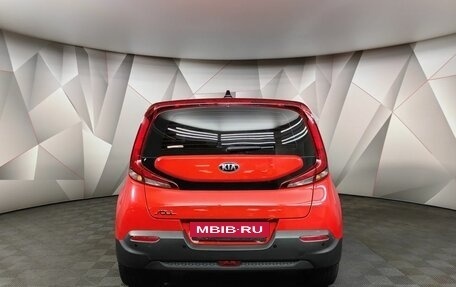 KIA Soul II рестайлинг, 2019 год, 1 697 000 рублей, 8 фотография